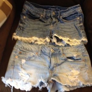 2 pair of 🌞AE shorts size 6 but fit a nine snug
